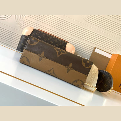 Louis Vuitton On the Go PM Monogram Reverse 9.8" (25 cm)