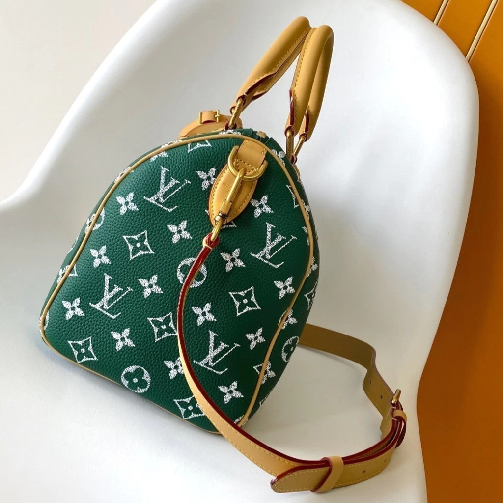 Louis Vuitton Speedy Bandoulière 9.8" (25 cm)