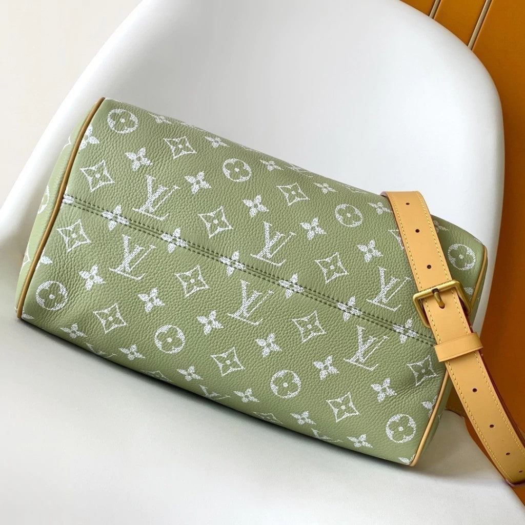 Louis Vuitton Speedy Bandoulière 9.8" (25 cm)