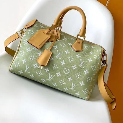 Louis Vuitton Speedy Bandoulière 9.8" (25 cm)