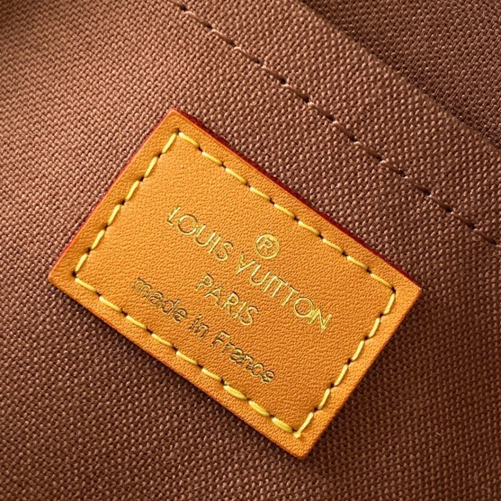 Louis Vuitton Speedy Bandoulière 9.8" (25 cm)