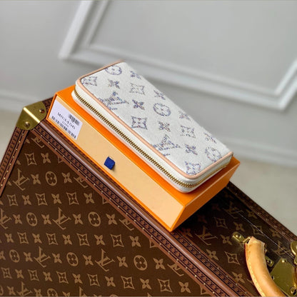 Louis Vuitton Maritime Weave Wallet 7.7" (19.5 cm)