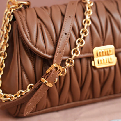Miu Miu Hug Quilted Caramel 11" (28 cm)