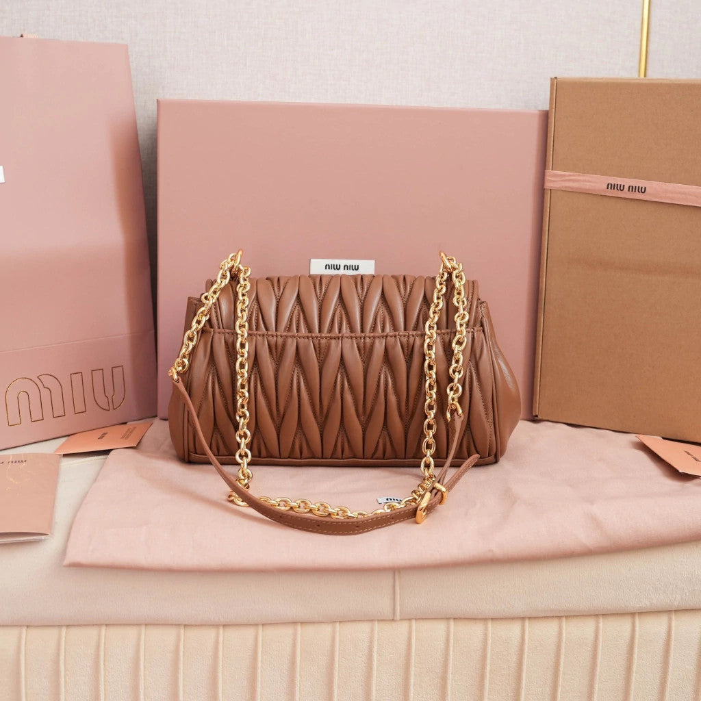 Miu Miu Hug Quilted Caramel 11" (28 cm)
