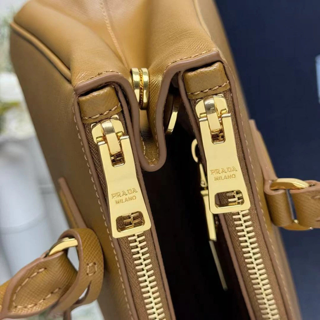 Prada Galleria Smooth Leather Caramel 11" (28 cm)