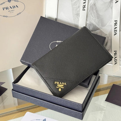 Prada Milano Essenziale Wallet 3.7" (9.5 cm)
