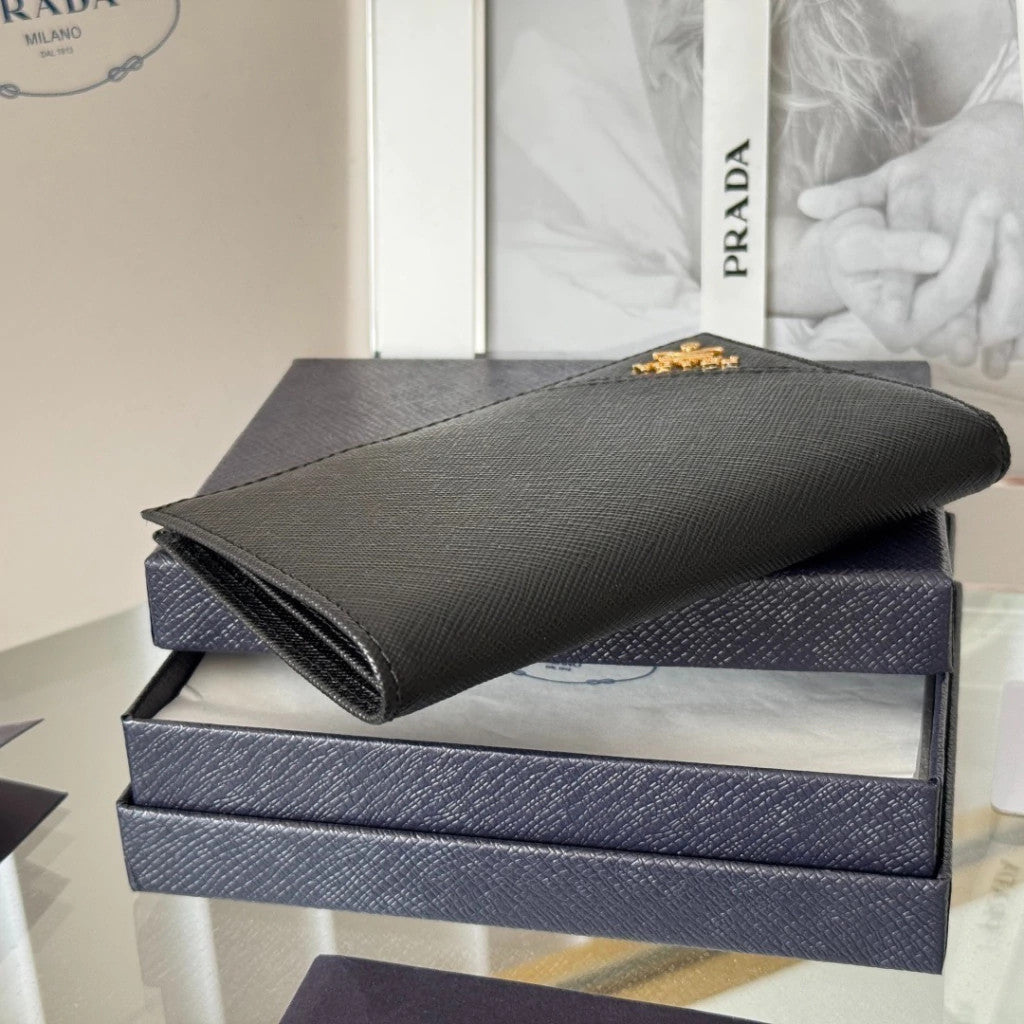 Prada Milano Essenziale Wallet 3.7" (9.5 cm)