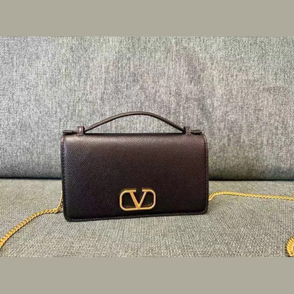 Valentino VLogo Signature 7.5" (19 cm)