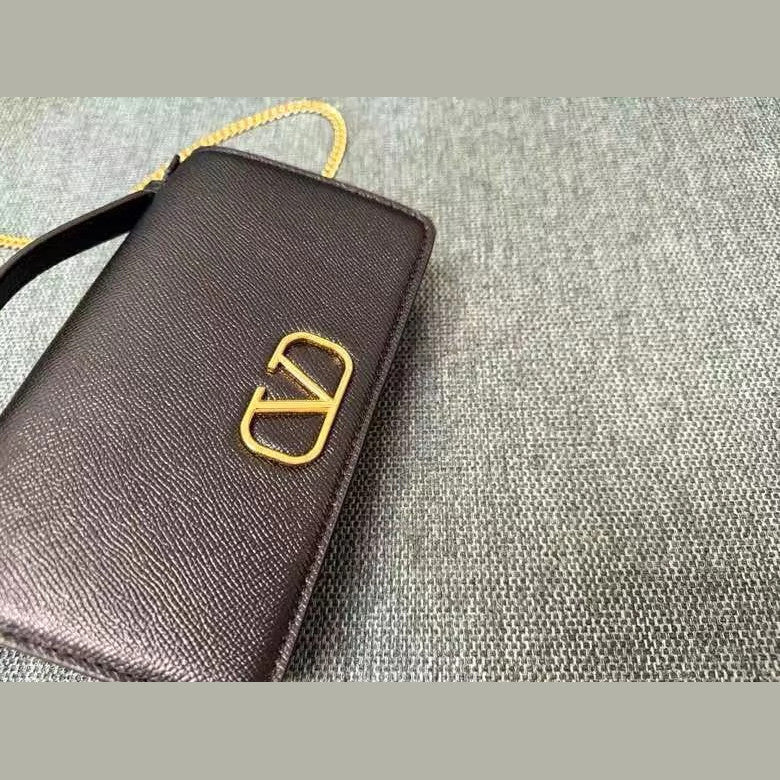 Valentino VLogo Signature 7.5" (19 cm)
