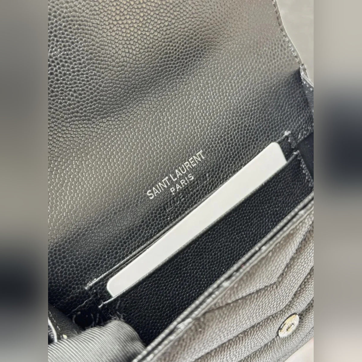 YSL Chevron Épicé Wallet Black