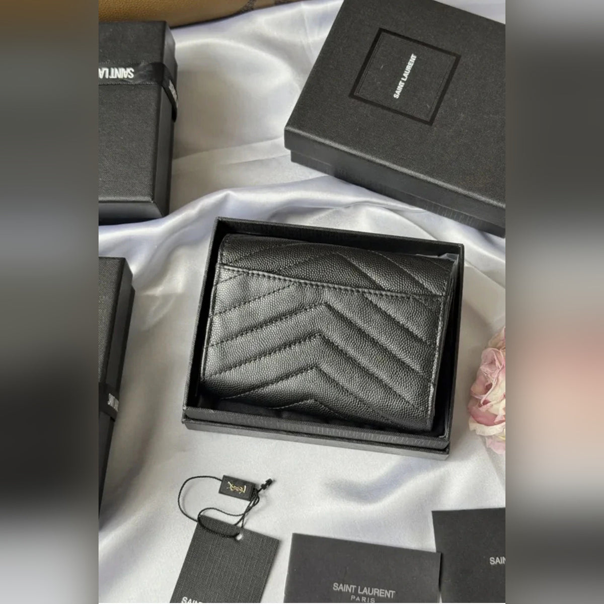 YSL Chevron Épicé Wallet Black