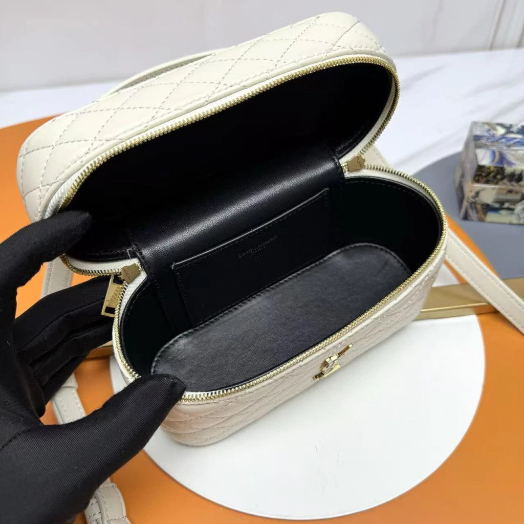 YSL Gaby Nécessaire Off-White 7.1" (18 cm)