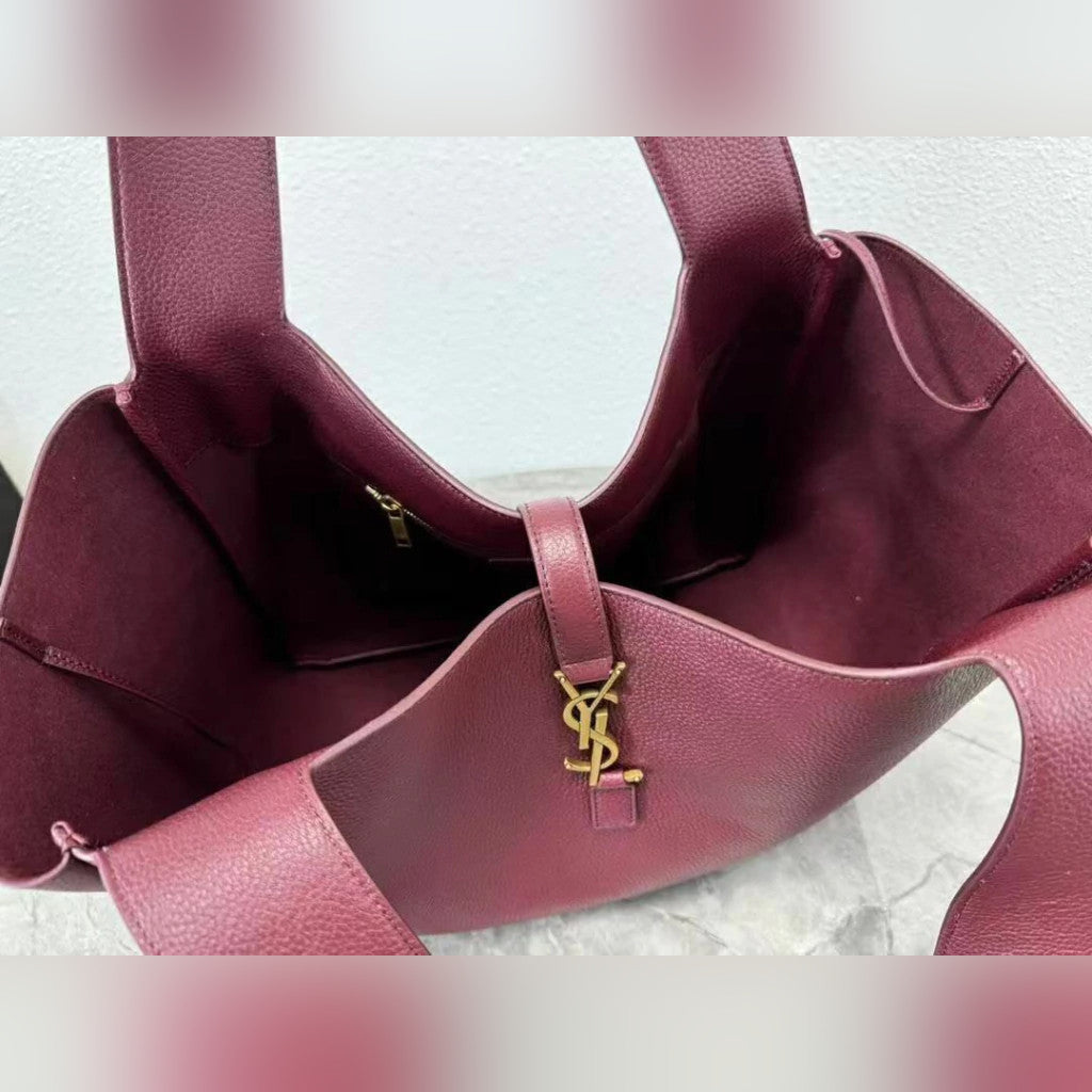 YSL Le 5 a 7 Bea 19.7" (50 cm)