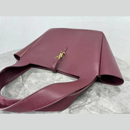 YSL Le 5 a 7 Bea 19.7" (50 cm)