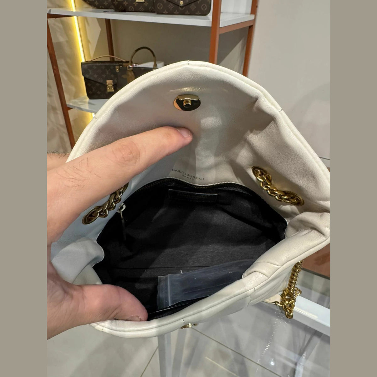 YSL Loulou Off-White 9.1" (23 cm)