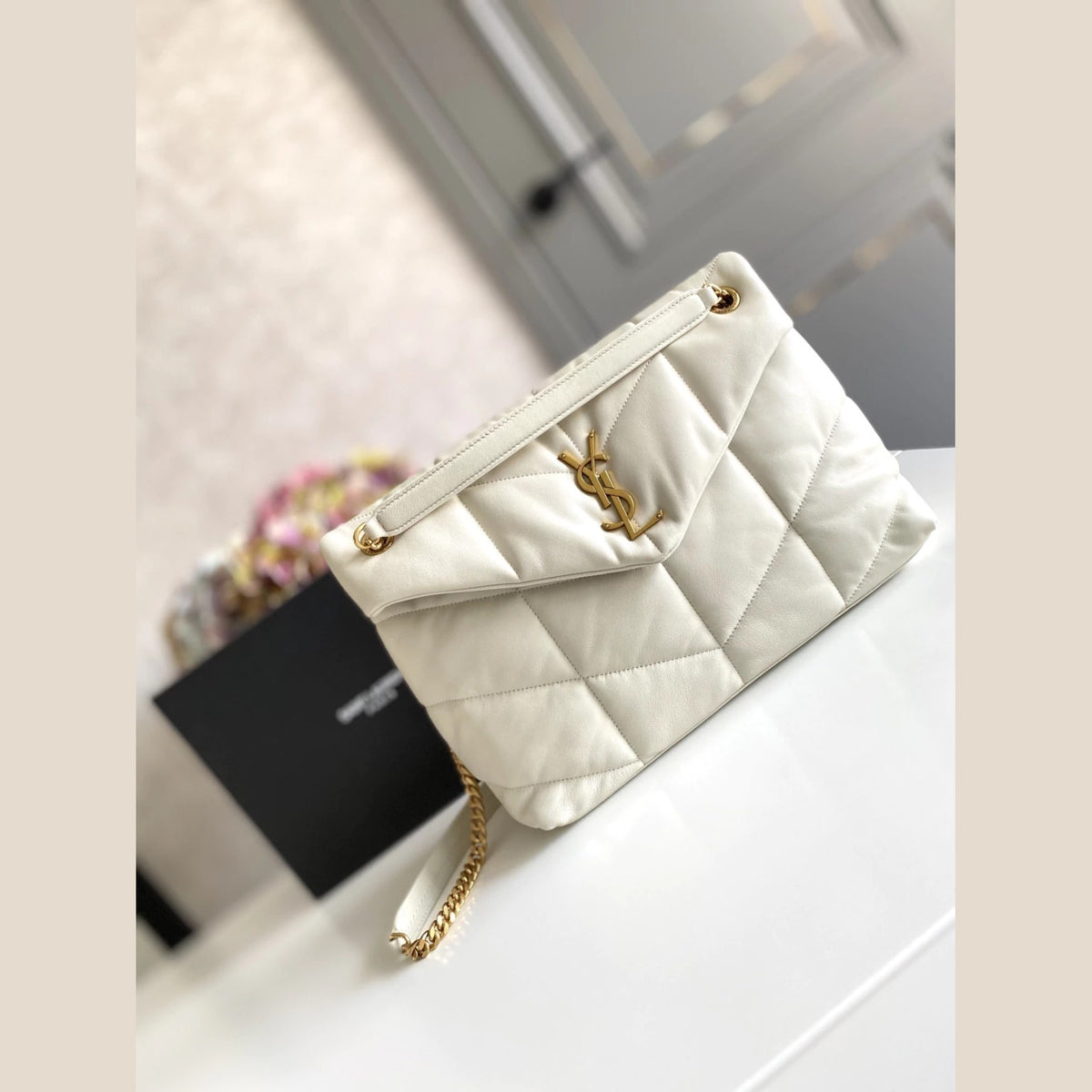 YSL Loulou Puffer 13.8" (35 cm)